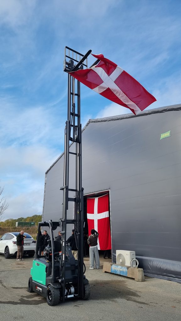 Ny telthal på Siliciumvej - Topsil